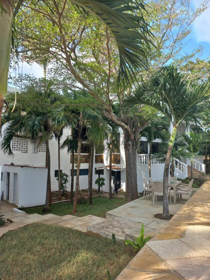 Maasai Villas Mombasa Esterno foto