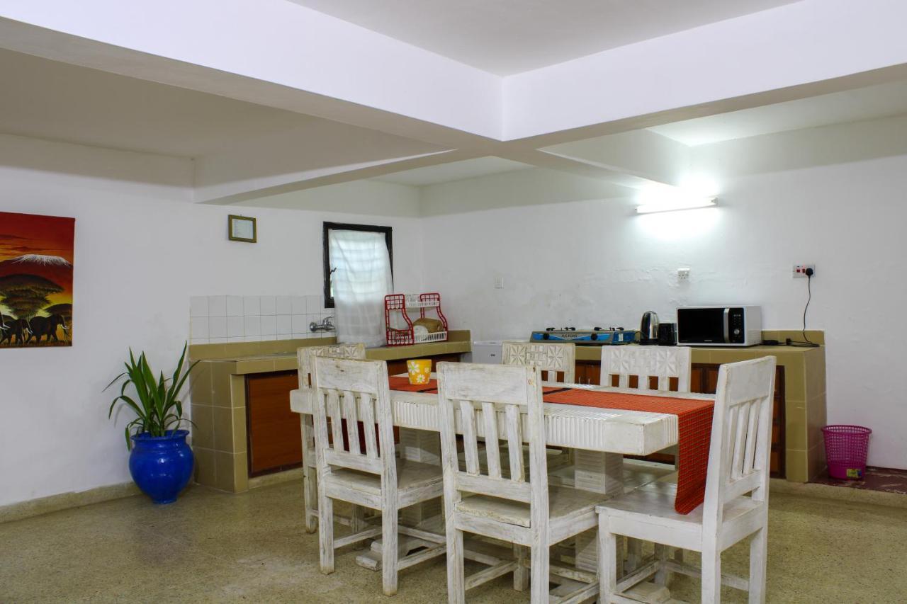 Maasai Villas Mombasa Esterno foto