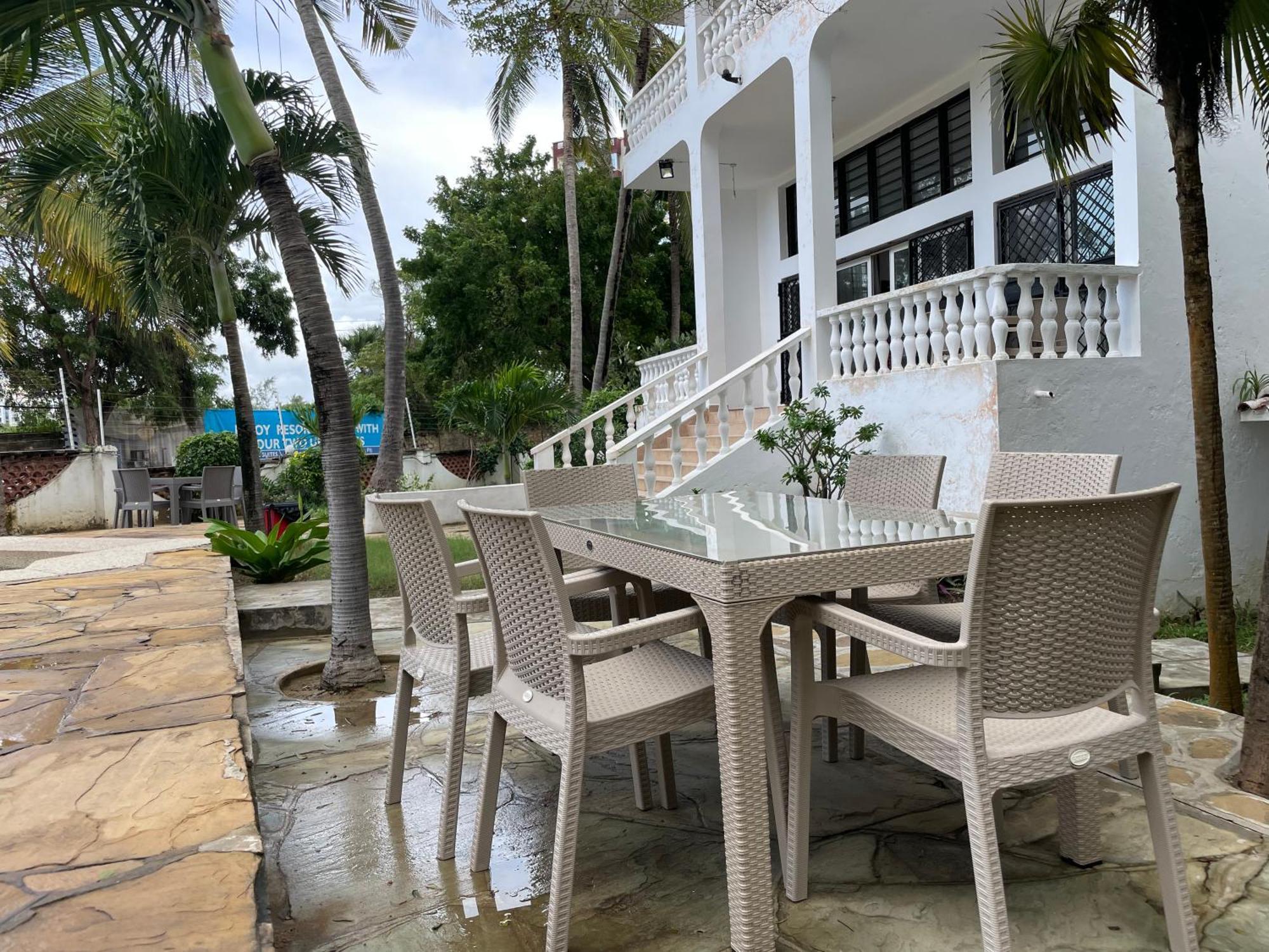 Maasai Villas Mombasa Esterno foto